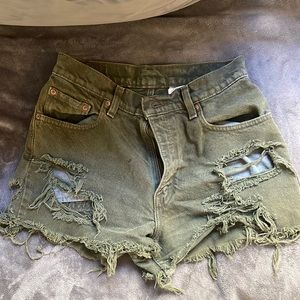 Olive Green Levi’s vintage high waisted denim shorts